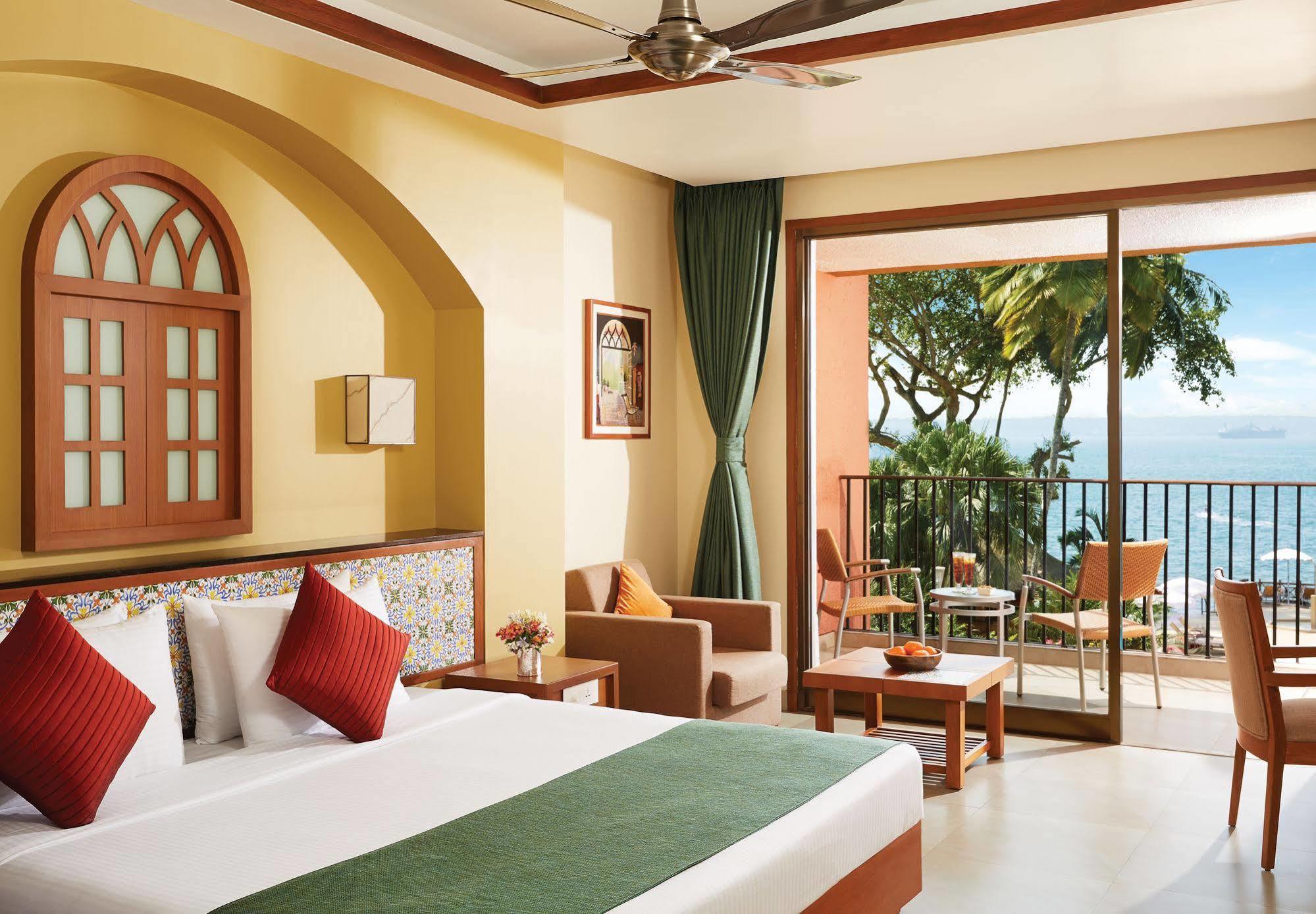 Taj Cidade De Goa Heritage, Goa Santa Cruz Exterior photo Deluxe Room